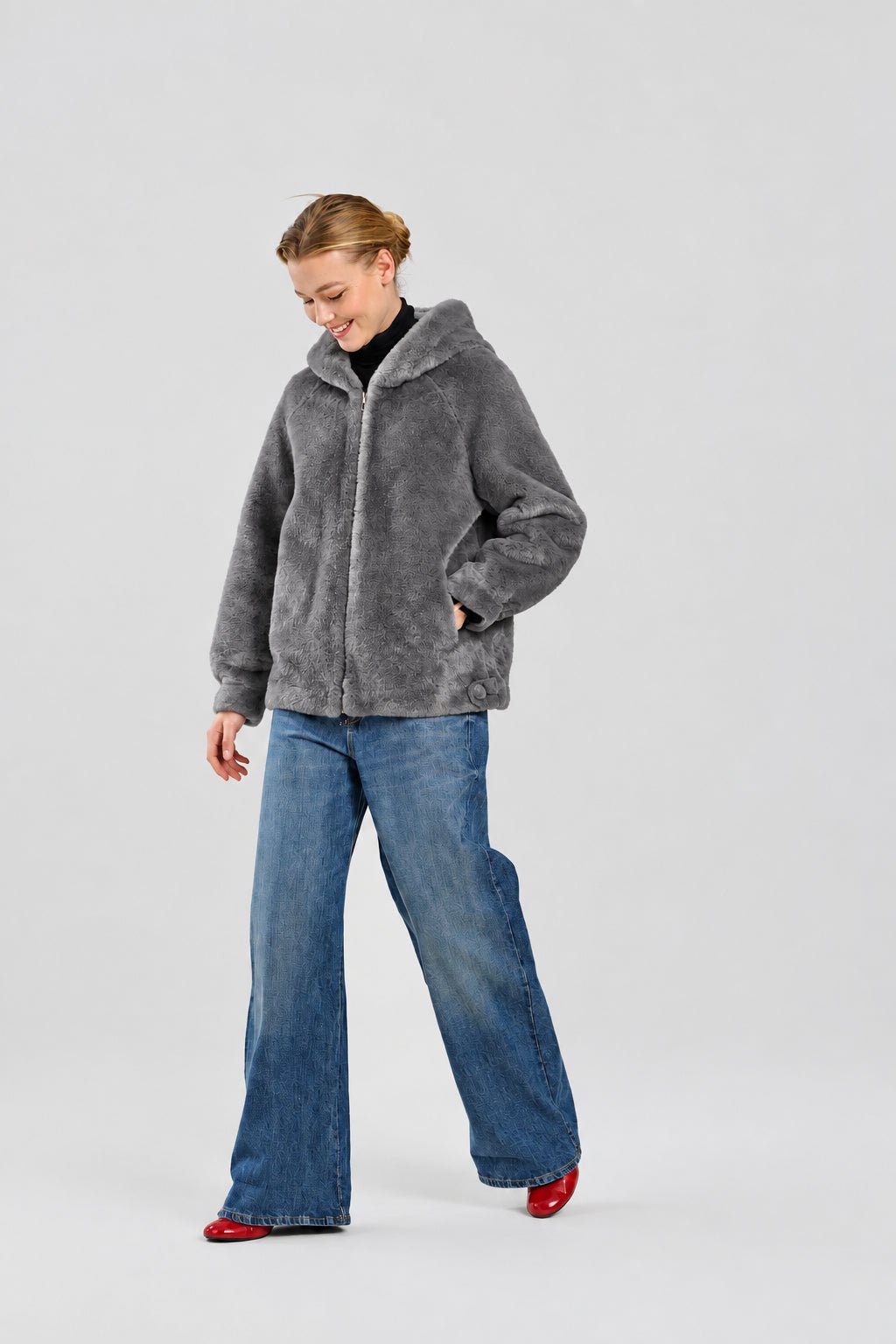 Bomberino Audrey reversibile in eco pelliccia grigio con cappuccio - YES SHOPEcopellicceV-LABFW66240-IT 38/406530700160971