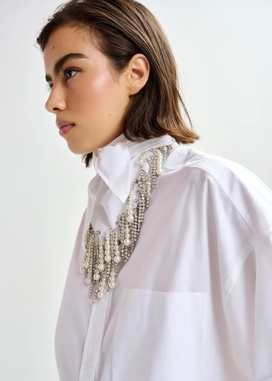Camicia boxy Jasleen bianca con foulard rimovibile con applicazioni - YES SHOPCamicieESSENTIELJASLEEN-XXS2760148182771