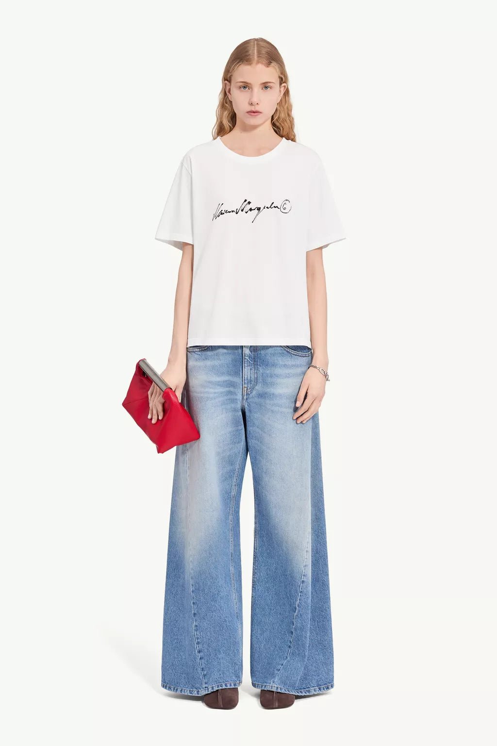 T-shirt MM6 sovratinta panna con stampa calligrafica - YES SHOPT-shirtMM6 MAISON MARGIELAS52GC0368-0