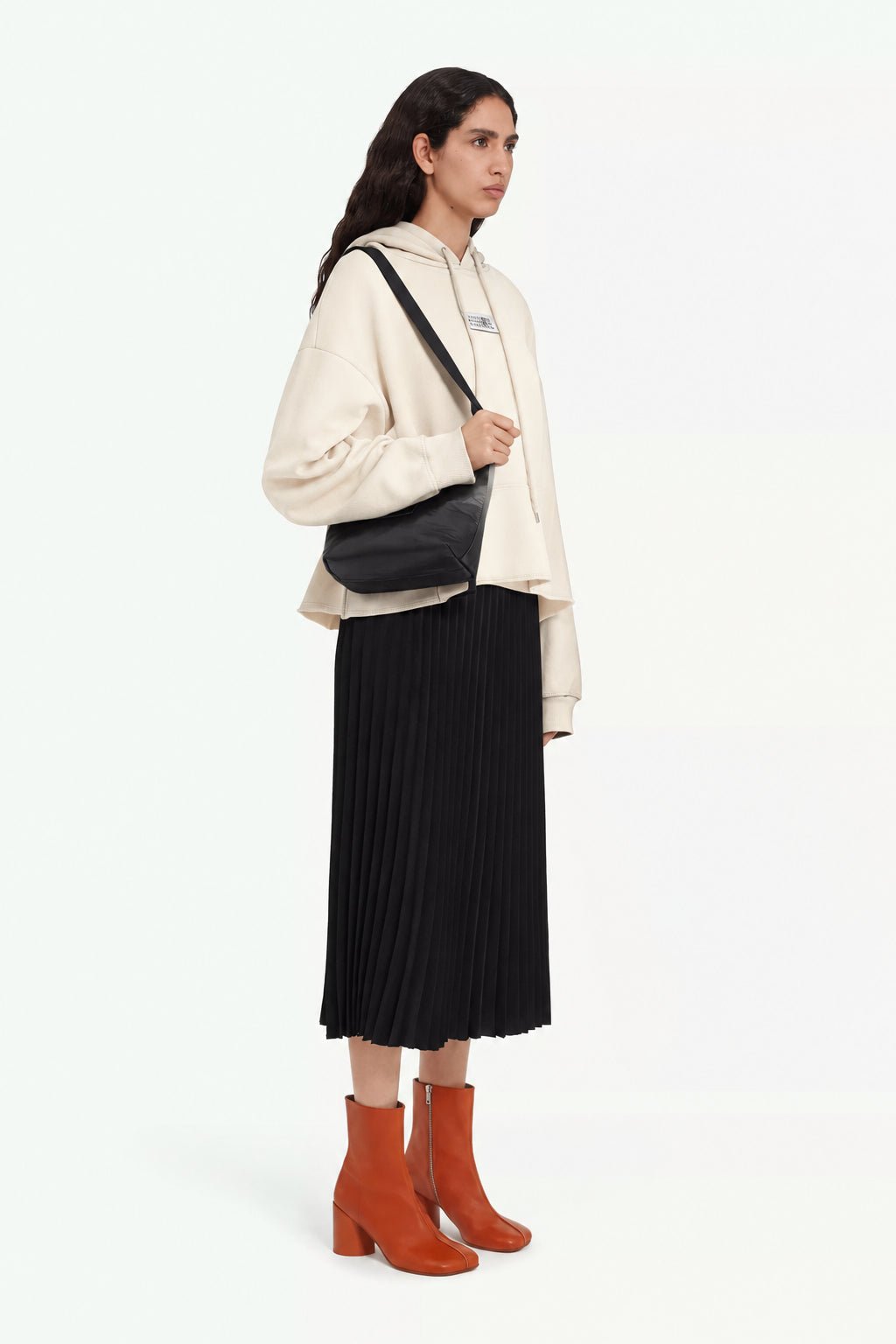 Felpa MM6 Numeric panna con cappuccio - YES SHOPFelpeMM6 MAISON MARGIELAS52GU0235-0