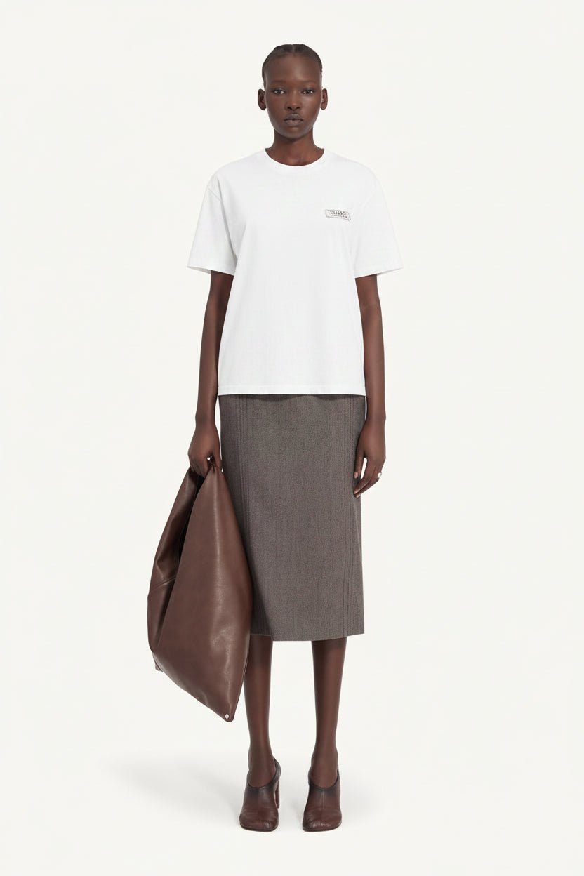T-shirt MM6 bianca in cotone con etichetta Numeric con nastro - YES SHOPT-shirtMM6 MAISON MARGIELAS62GD0210-M20115-XXS