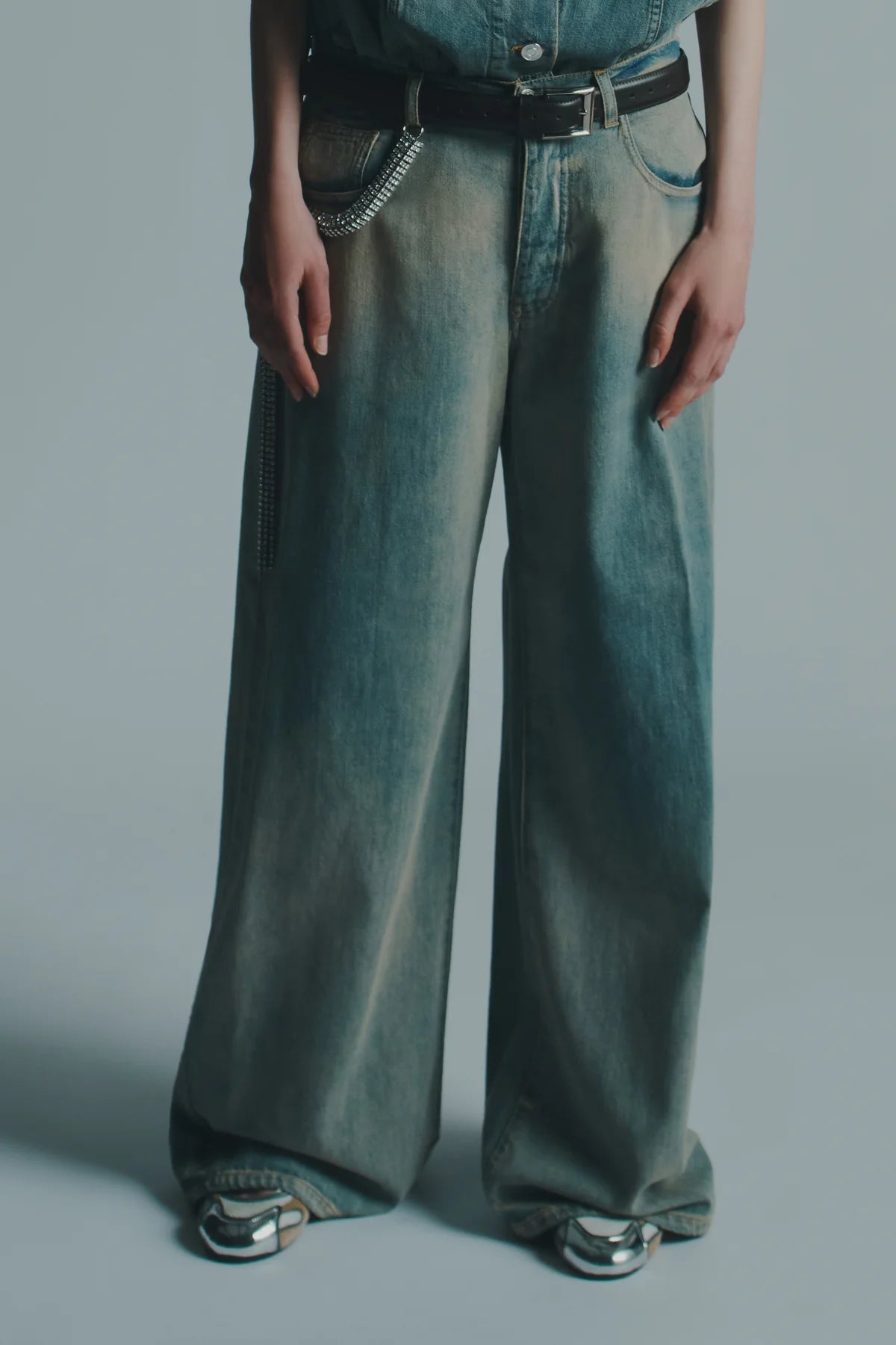 Jeans wide leg slavato con catena gioiello - YES SHOPJeansCIRCUS HOTELH6SY40-IT 347601108863771