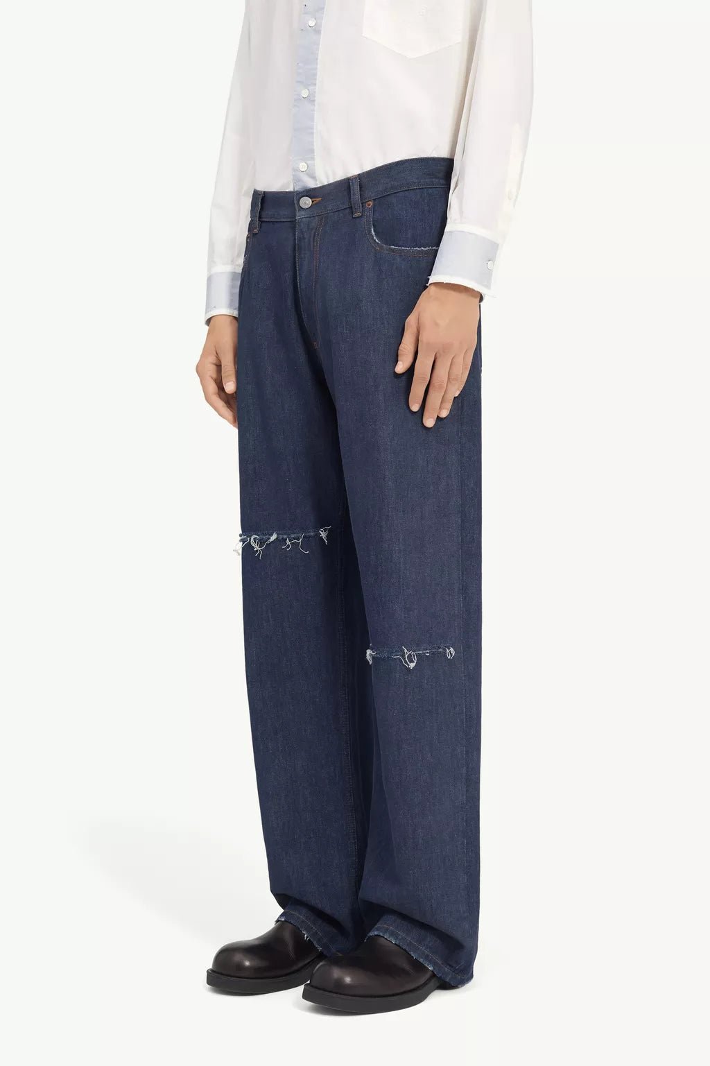 Jeans a gamba larga con strappi - YES SHOPJeansMM6 MAISON MARGIELASH0LA0048M30055968-W298852075569871