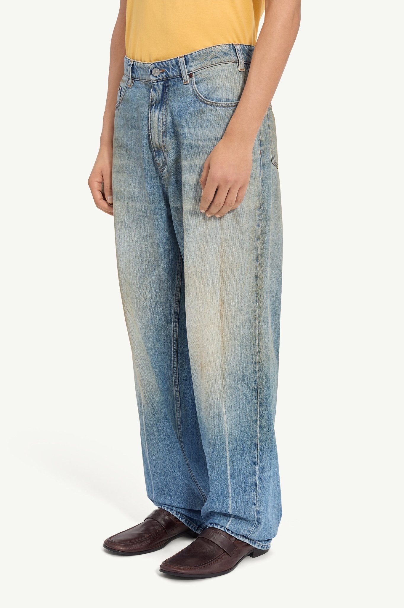 Jeans effetto sabbiato - YES SHOPJeansMM6 MAISON MARGIELASH2LA0053 M30055 964-W254551331776771
