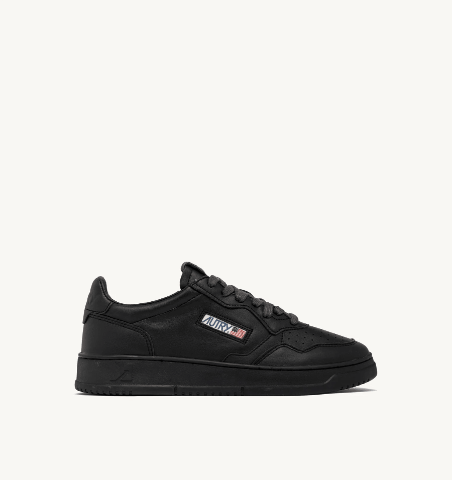Sneakers medalist low in pelle total black - YES SHOPSneakersAUTRYAULM - SG16-IT 388582305742771
