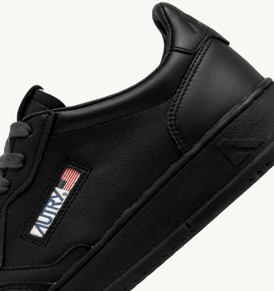 Sneakers medalist low in pelle total black - YES SHOPSneakersAUTRYAULM - SG16-IT 388582305742771
