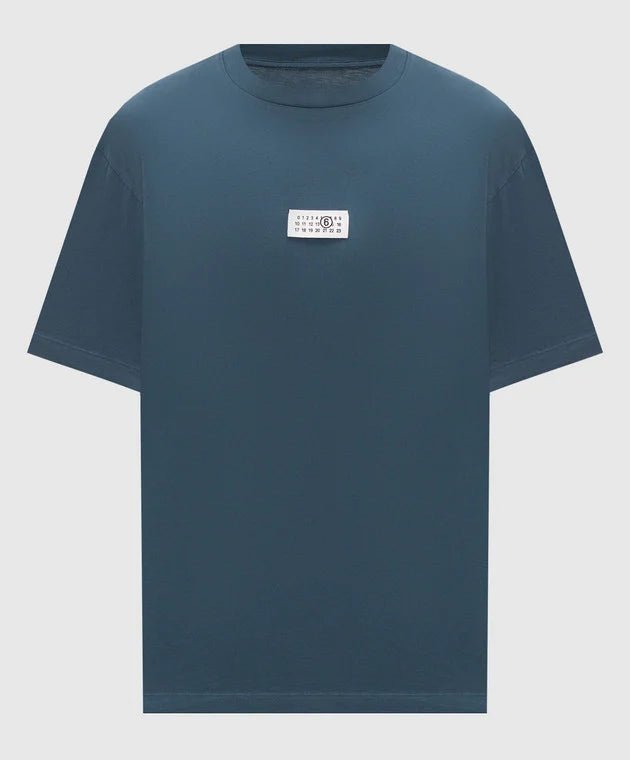 T-shirt Blu petrolio con etichetta "numeric" - YES SHOPT-shirtMM6 MAISON MARGIELASH0GC0071M20258-XXS3572075569871