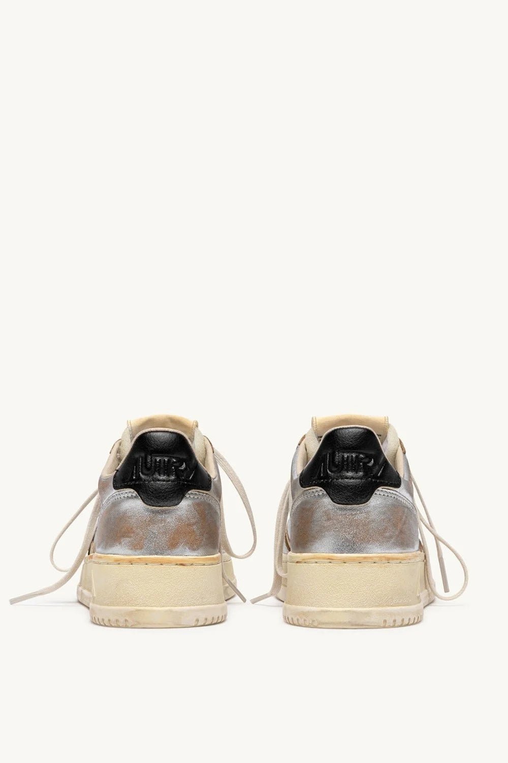Sneakers medialist low Super Vintage in pelle argento, platino e nero - YES SHOPScarpe sportiveAUTRYAULW-WR02-IT 369350440454871
