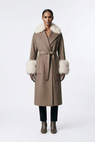 Cappotto lungo beige con polsi e collo in pelliccia di volpe - YES SHOPCappottiYES LONDONCD1240-IT 38/40