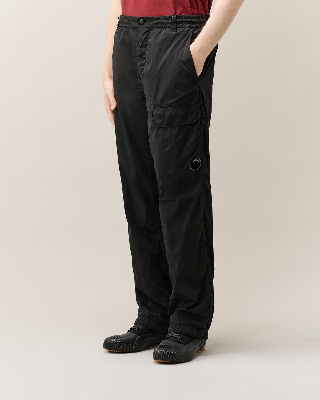 Pantalone Chrome-R Regular Lens Cargo nero - YES SHOPPantaloniC.P. COMPANY21CMPA09A/005904G-IT 429441863710971