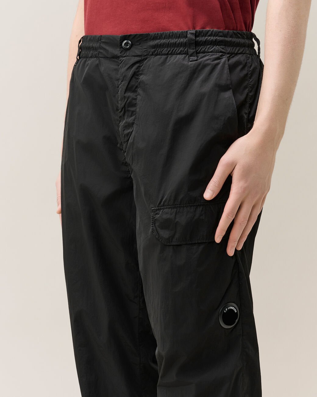 Pantalone Chrome-R Regular Lens Cargo nero - YES SHOPPantaloniC.P. COMPANY21CMPA09A/005904G-IT 429441863710971