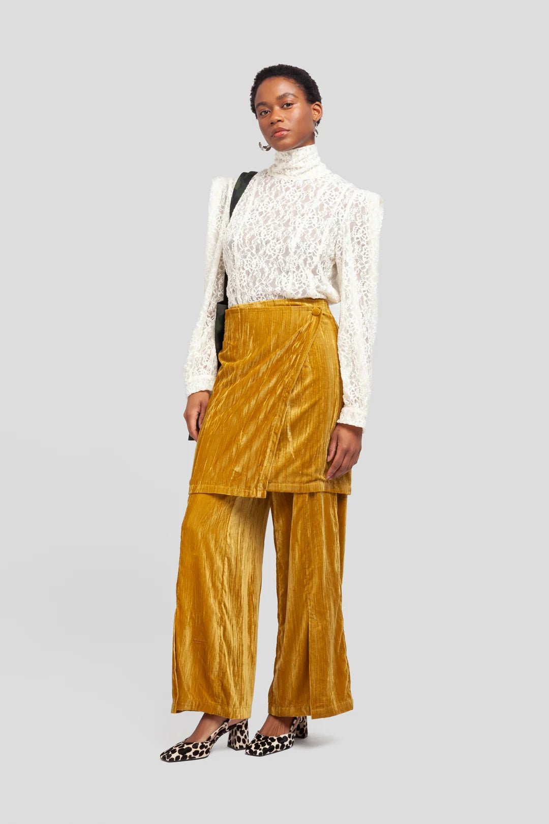 Blusa in pizzo latte - YES SHOPBluseWEILI ZHENGF26LT03-6