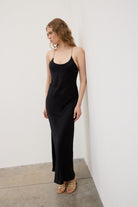 Abito lungo in raso nero con bretelle di perline - YES SHOPAbitiOTTOD'AMEDA5357-IT 348099611323771