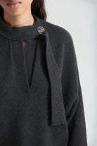 Maglioncino Mabel grigio antracite con spilla gioiello - YES SHOPMaglioniGRIFONIG3AC0023-XXS5739488567871