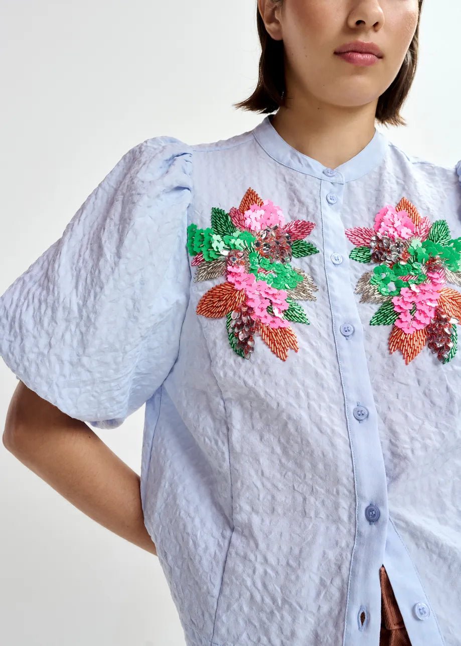 Camicia Jaiden azzurra manica a sbuffo con paillettes motivo fiorato - YES SHOPCamicieESSENTIELJAIDEN-IT 349793157313771