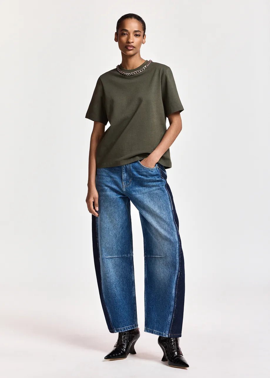 T-shirt Klaim verde oliva con catena girocollo - YES SHOPT-shirtESSENTIELKLAIM-03247892258871