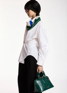 Camicia Kreative oversize bianca con spilla - YES SHOPCamicieESSENTIELKREATIVE-05137892258871