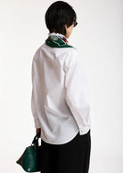 Camicia Kreative oversize bianca con spilla - YES SHOPCamicieESSENTIELKREATIVE-05137892258871