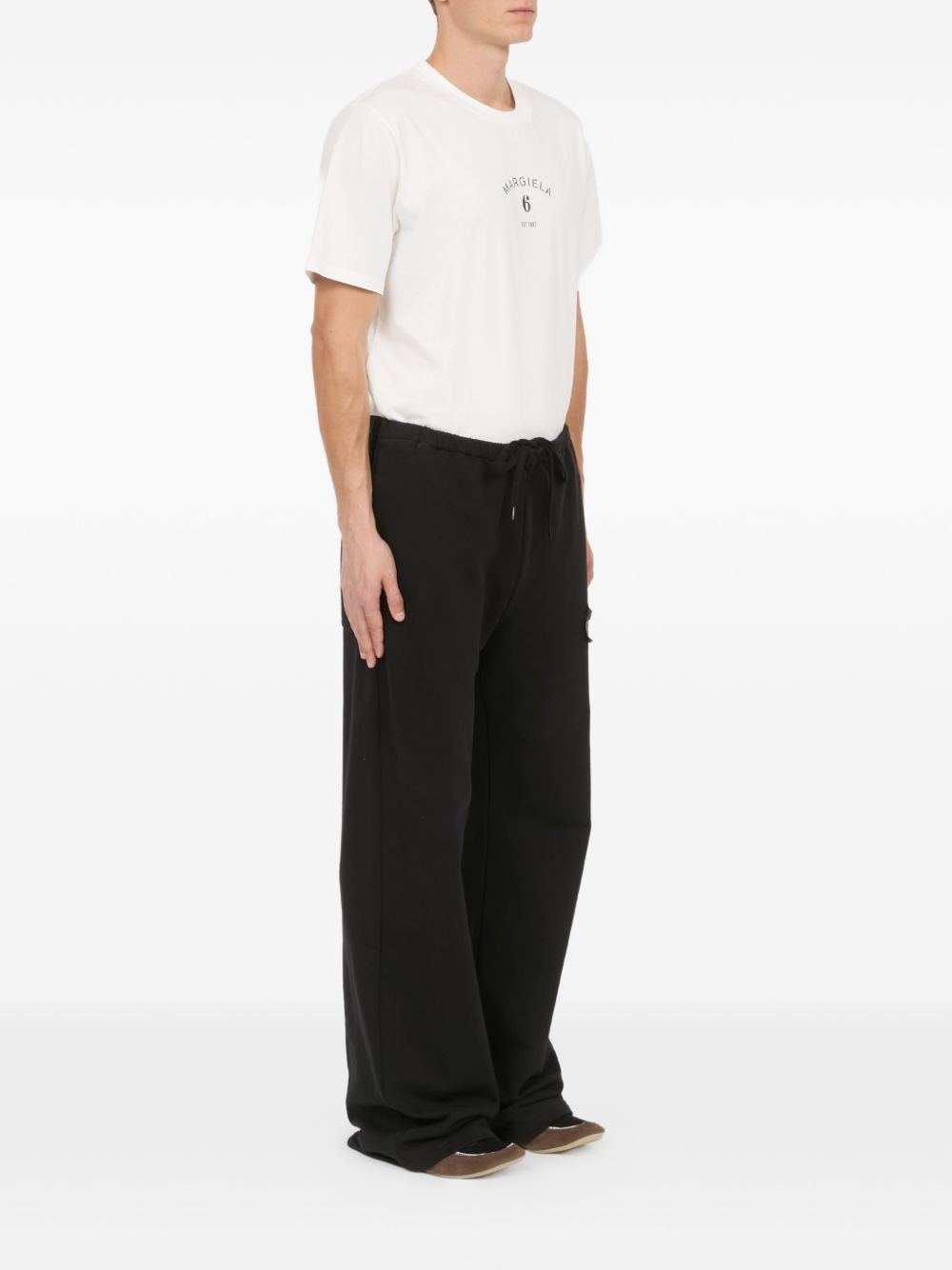 Pantalone in felpa neri con logo - YES SHOPPantaloniMM6 MAISON MARGIELASH2KA0068 M25014 900-XXS3751331776771