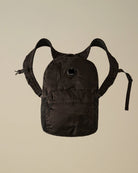 Zaino in nylon nero con occhiale - YES SHOPZainiC.P. COMPANYCMAC737A-005269G-Taglia unica1449189703771