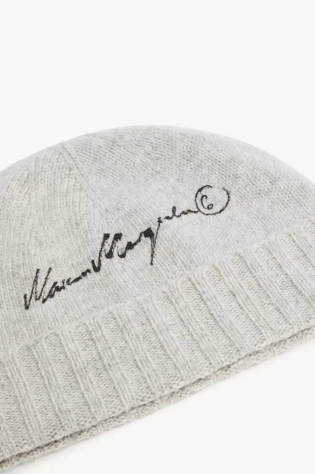 Cappello in lana grigio chiaro con logo firma - YES SHOPCappelliMM6 MAISON MARGIELAS52TB0025M13288806S-Taglia unica9782075569871