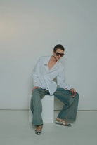 Camicia bianca doppia chiusura asimmetrica e spilla gioiello - YES SHOPCamicieCIRCUS HOTELH6SV05-IT 341811108863771
