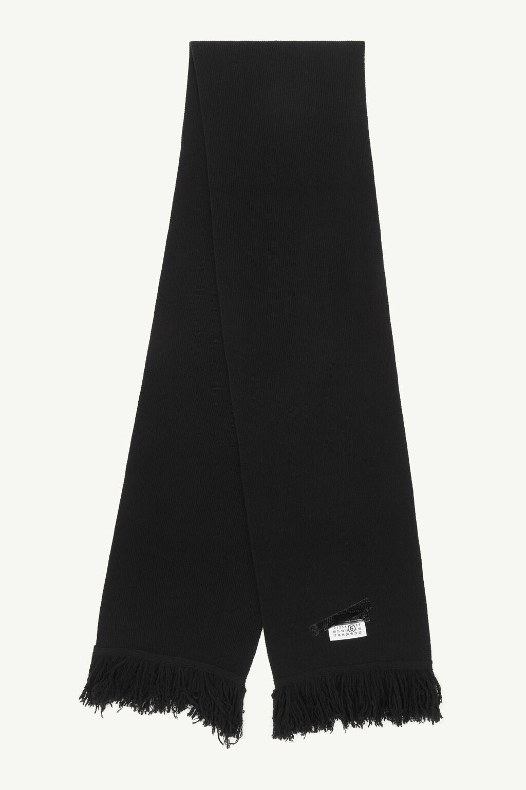 Sciarpa in lana nera con nastro adesivo