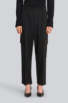 Pantalone Justina nero con dettagli in satin - YES SHOPPantaloniSEMICOUTURES6WO16-IT 345262596669871