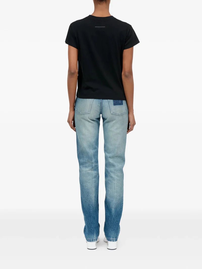 T-shirt slim in cotone nera con firma logo - YES SHOPT-shirtMM6 MAISON MARGIELAS62GD0216/M86-XXS